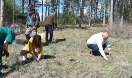 Кметът Добрин Добрев се включи в Седмицата на гората