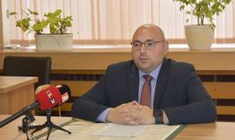 Работилници, семейни игри и конкурс за украса в Коледната програма на Община Разград
