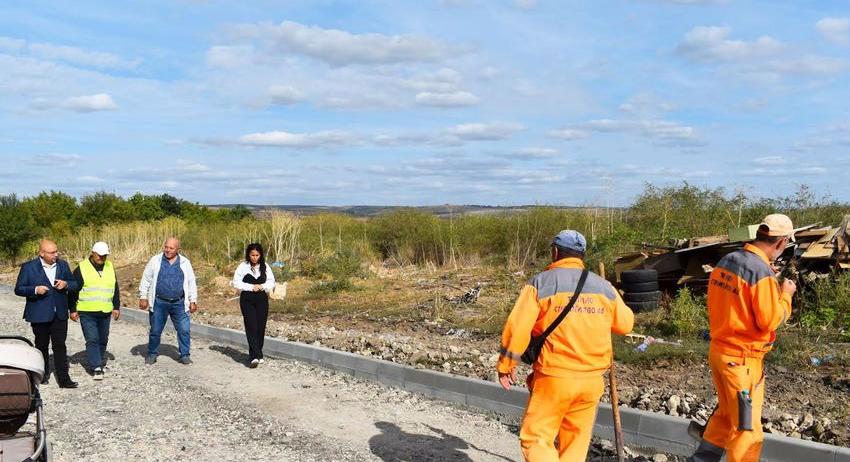 Започнаха ремонтите на уличната мрежа в Разград