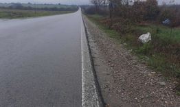 Асфалтираният наскоро път към  градското сметище е опасен