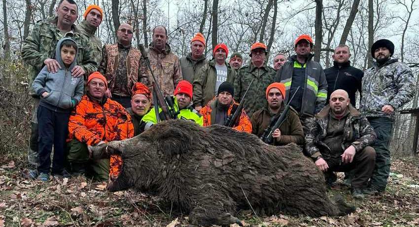Ловците от с. Прелез излязоха на лов