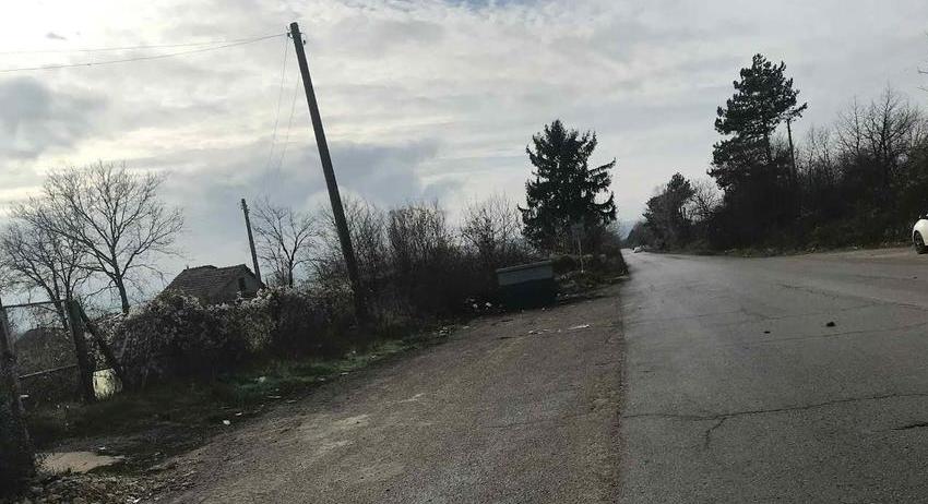 Почистиха тонове отпадъци от вилна зона