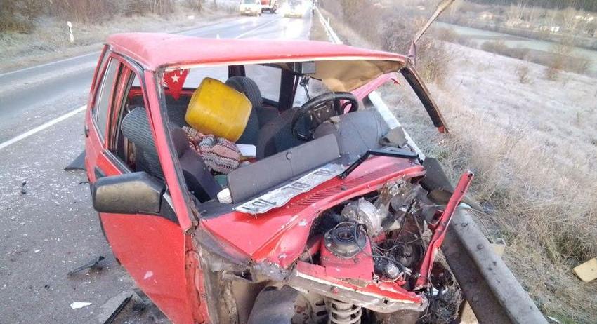 Турски гражданин е пострадал тежко при катастрофа в Разградско