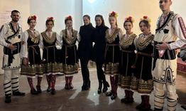 Самодейци от Лозница се завърнаха с медали от национален фестивал  