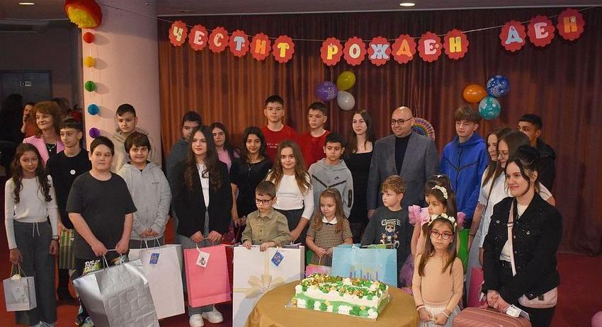 Децата, родени на 28 януари, отбелязаха два празника – рожден ден и Празника на Разград