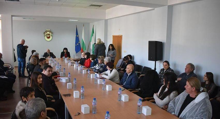 Кметът Добрин Добрев представи проекта за зелена Общинска администрация