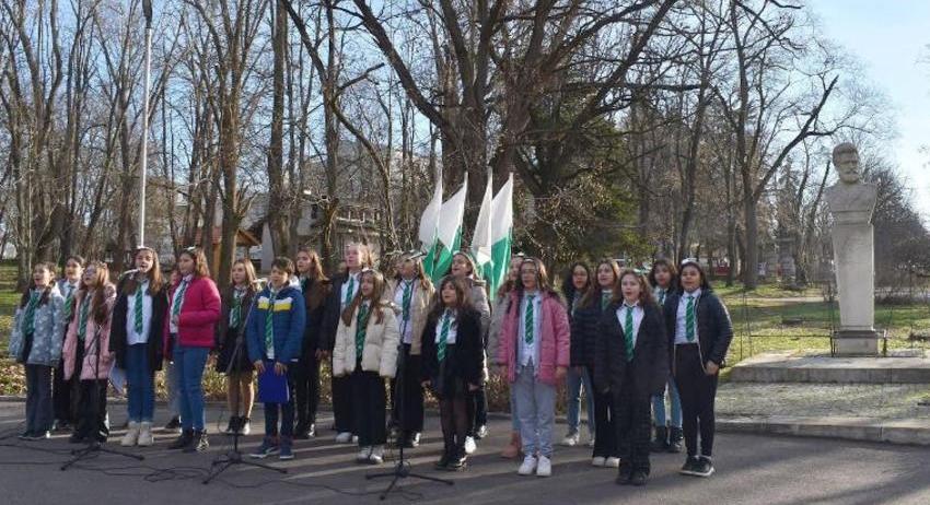 Във вторник почитаме 178 години от рождението на Христо Ботев