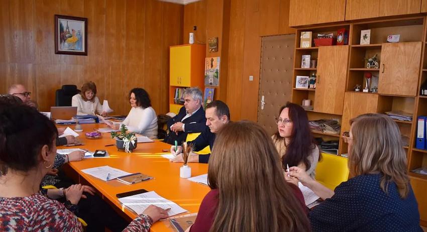 Заседава Местната комисия за борба с противообществените прояви на малолетни и непълнолетни