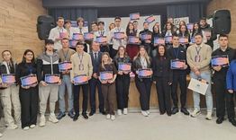 Младежкият хакатон „Идея за бъдеще“ събра в Разград млади иноватори от региона