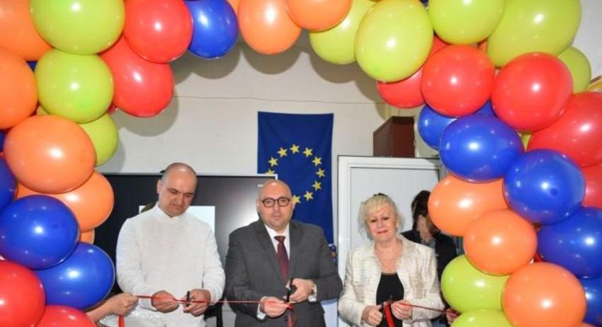 Откриха STEM център в ОУ „Елин Пелин“ в село Стражец