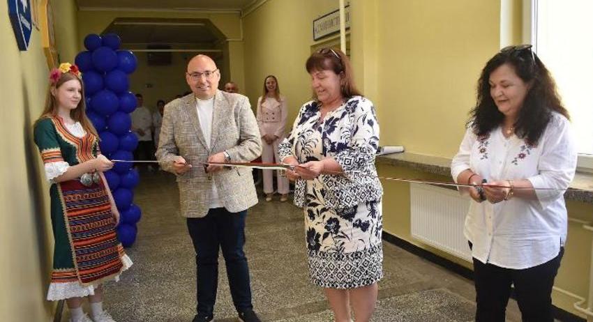 В STEM център вече се обучават и учениците от ПГХТБТ "Мария Кюри"