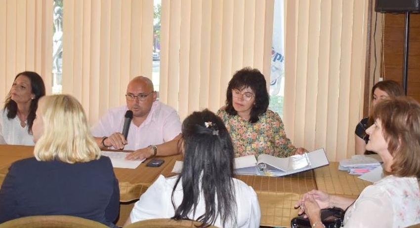 Годишният отчет за изпълнение на бюджета на Община Разград за 2025 г. бе представен на публично обсъждане