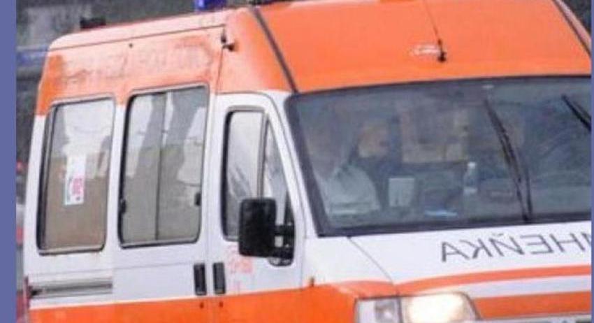 Жена беше блъсната на пешеходна пътека
