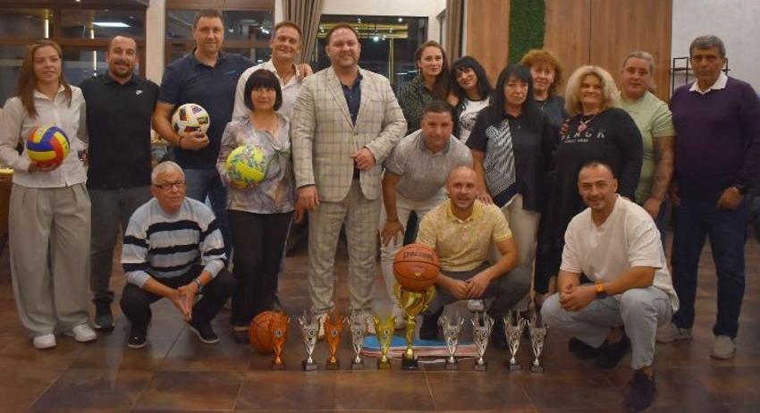 Спортното училище е комплексен победител в 37-мата Областна учителска спартакиада